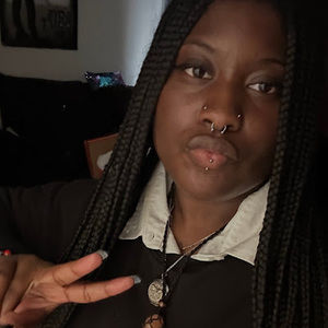 Meet your Posher, Amaya